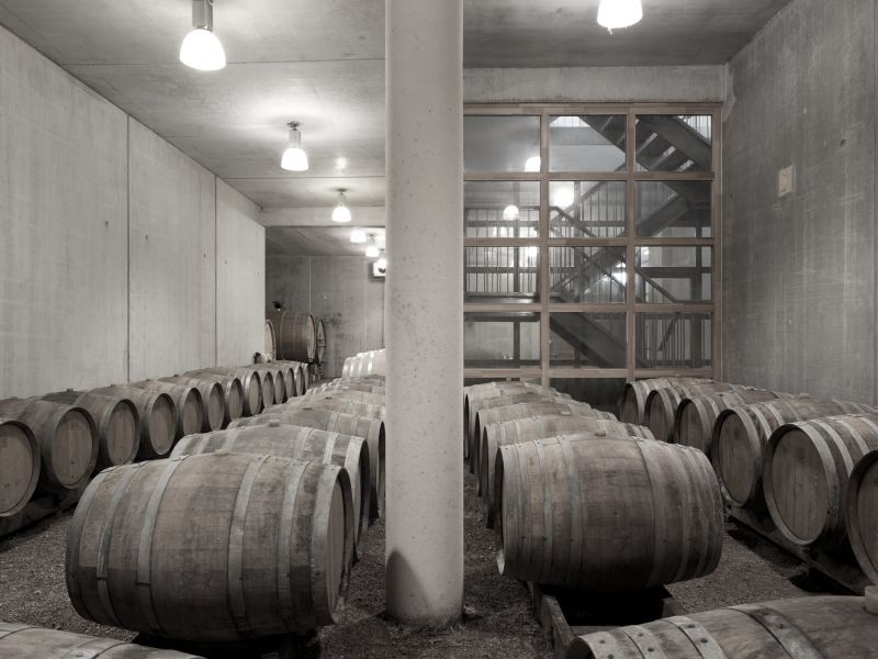 chai à barriques du Château de Lascaux